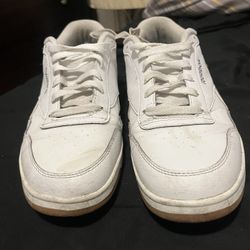 Men’s Reebok white classic sneakers, size 11.5.