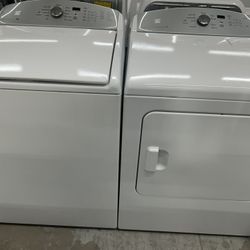 Matching New Style Washer Dryer Set 