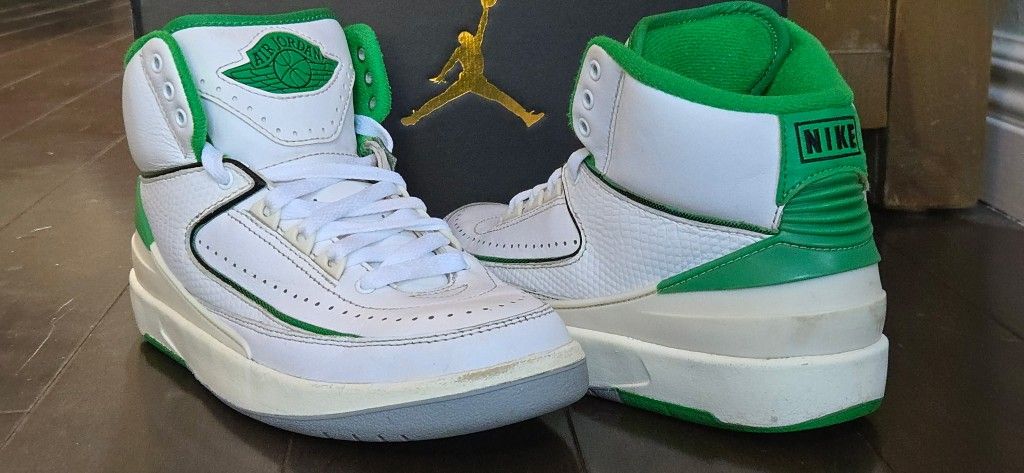 Jordan 2 Retro Lucky Green Size 4.5Y