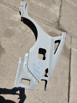 Hyundai sonata left Quater panel Oem