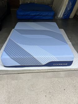 Tenzura Comfort Foam Mattress 12", Queen, Like New, Perfect Condition 