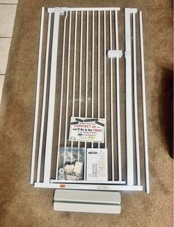 Extra Tall Cat Gate / Pet Gate - Fits Openings 30.12” - 34. 05”