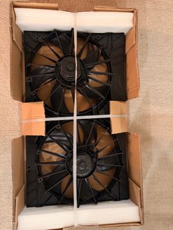 Chrysler/ Jeep Radiator Cooling Fan Assembly