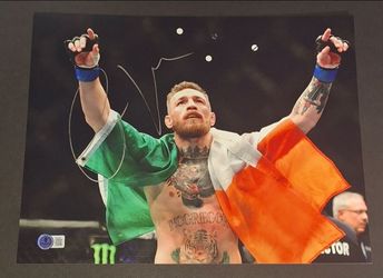 🔥 Conor McGregor Signed Autographed 11x14 UFC Notorious Ireland Beckett COA 🔥