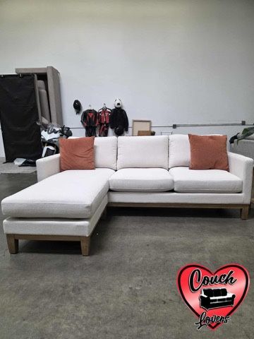 ‼️Liquidation Sale‼️ Henredon Murphy Sofa with Reversible Chaise(Free Delivery)