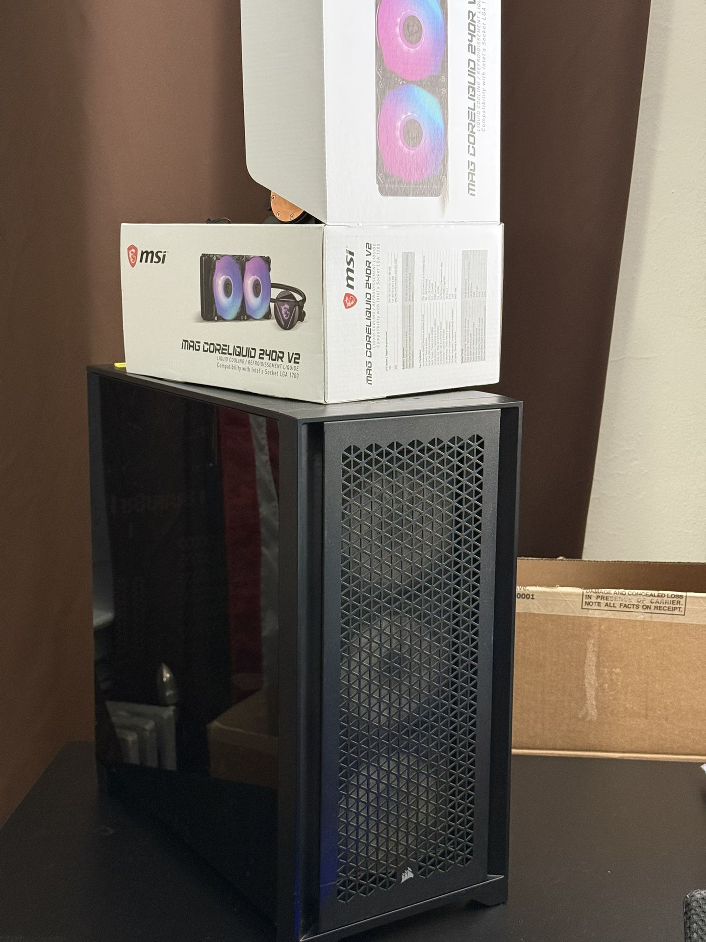 Corsair 4000D + 3RGB Fans + AIO