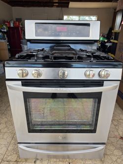 LG STOVE*