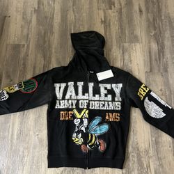 Valley Hoodie