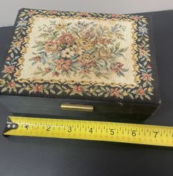 Vintage Mini Needlepoint Tapestry Floral Black Satin Victorian Jewelry Box Rare Free Shipping 