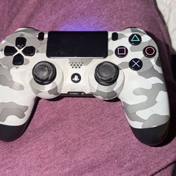 PS4 Controller 
