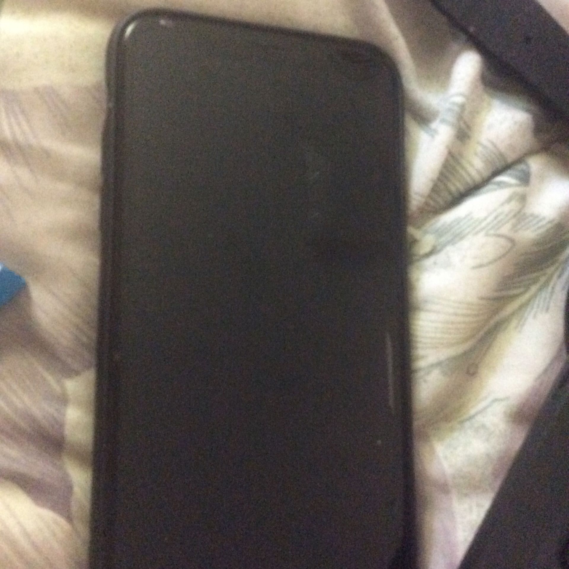 Iphone Xr (needs Repairs )