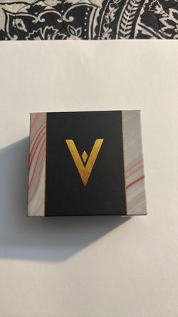 Vanessa Williams brand earrings