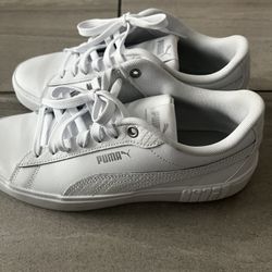 Puma Women’s Size 9.5 