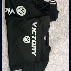 Youth Small Victory Set