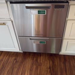 FREE Fisher Paykel Only The Top Drawer Working!