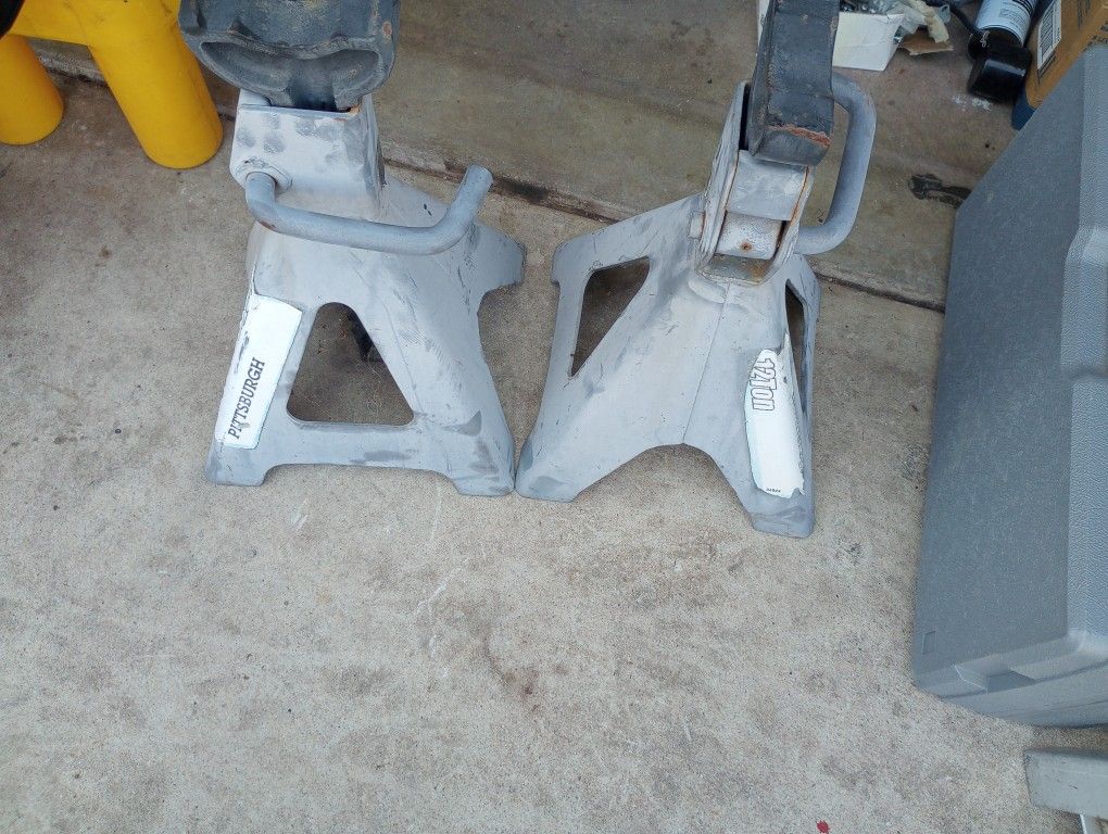 Torres De 12 Toneladas En Buenas Condiciones