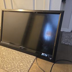 VIZIO HD TV with Wall Bracket