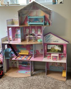 KidKraft Ultimate Slumber Party Mansion Dollhouse