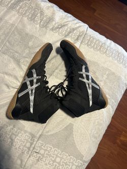 Asics wrestling shoes