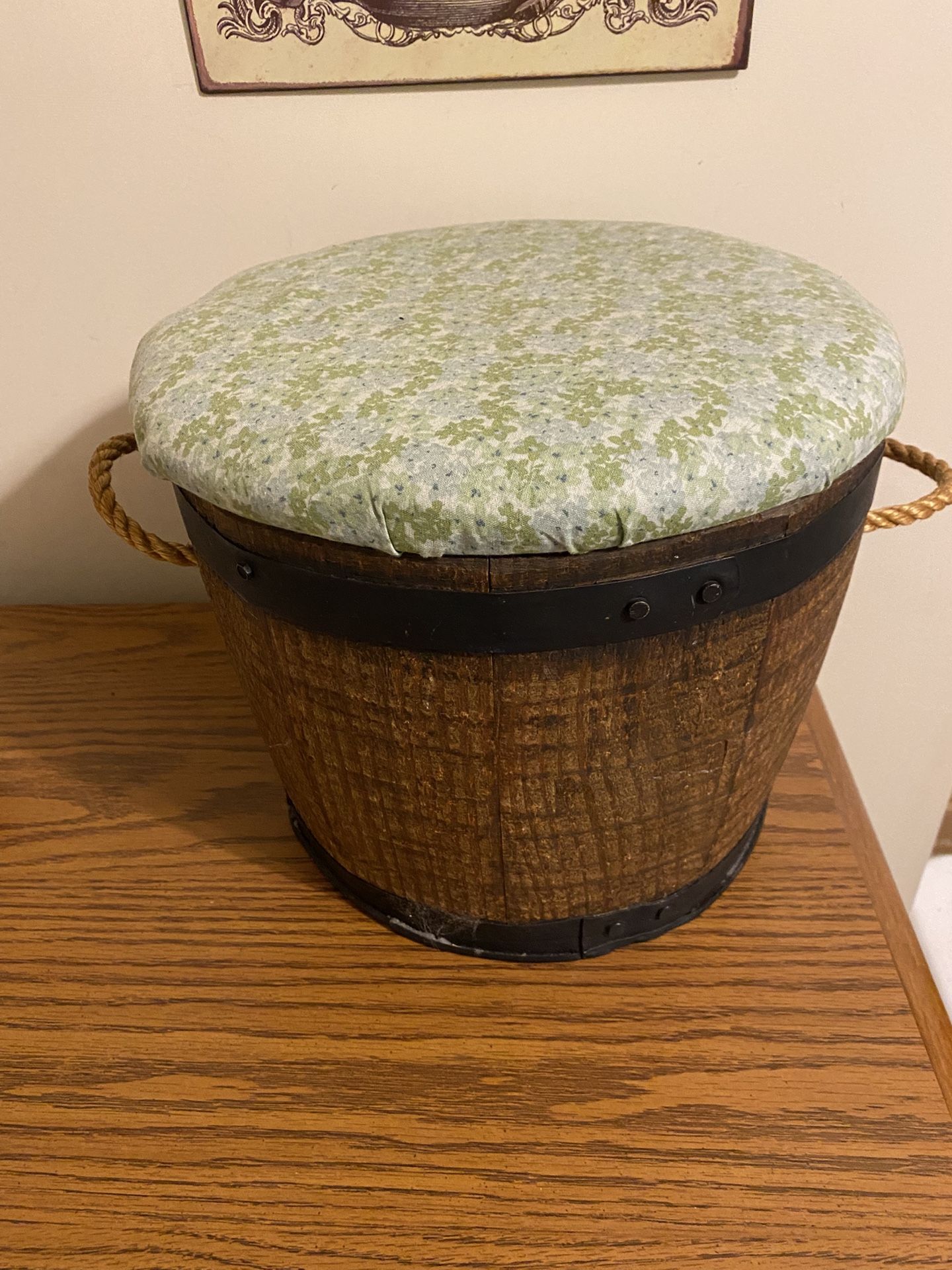 Vintage Wooden Barrel With Lid