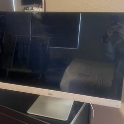 24 Inch HP Monitor