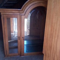 SOLID WOODEN HUTCH 2 PIECE VERY STURDY WITH LIGHTS AND GLASS SHELVES 