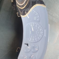 99-02 Chevrolet Silverado  Cluster/speedometer 