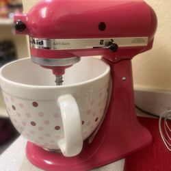 New DASH stand mixer in pink for Sale in Las Vegas, NV - OfferUp