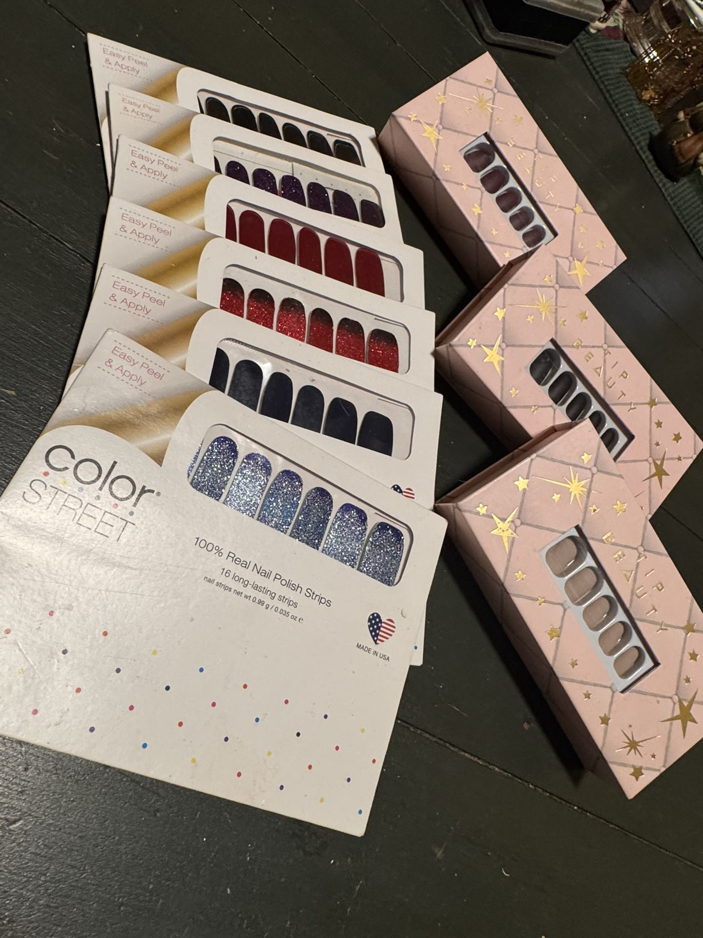 3 New TIP BEAUTY Short Press-on Nails And 6 Color Street