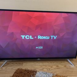 40 Inch TCL Led Smart Roku Tv With Wall Mount 