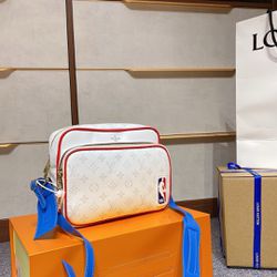 Lv NBA Bag