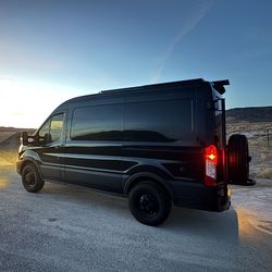 2022 Ford Transit-250