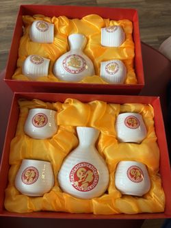 Brand New Sake Set
