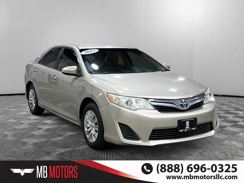 2013 Toyota Camry Hybrid