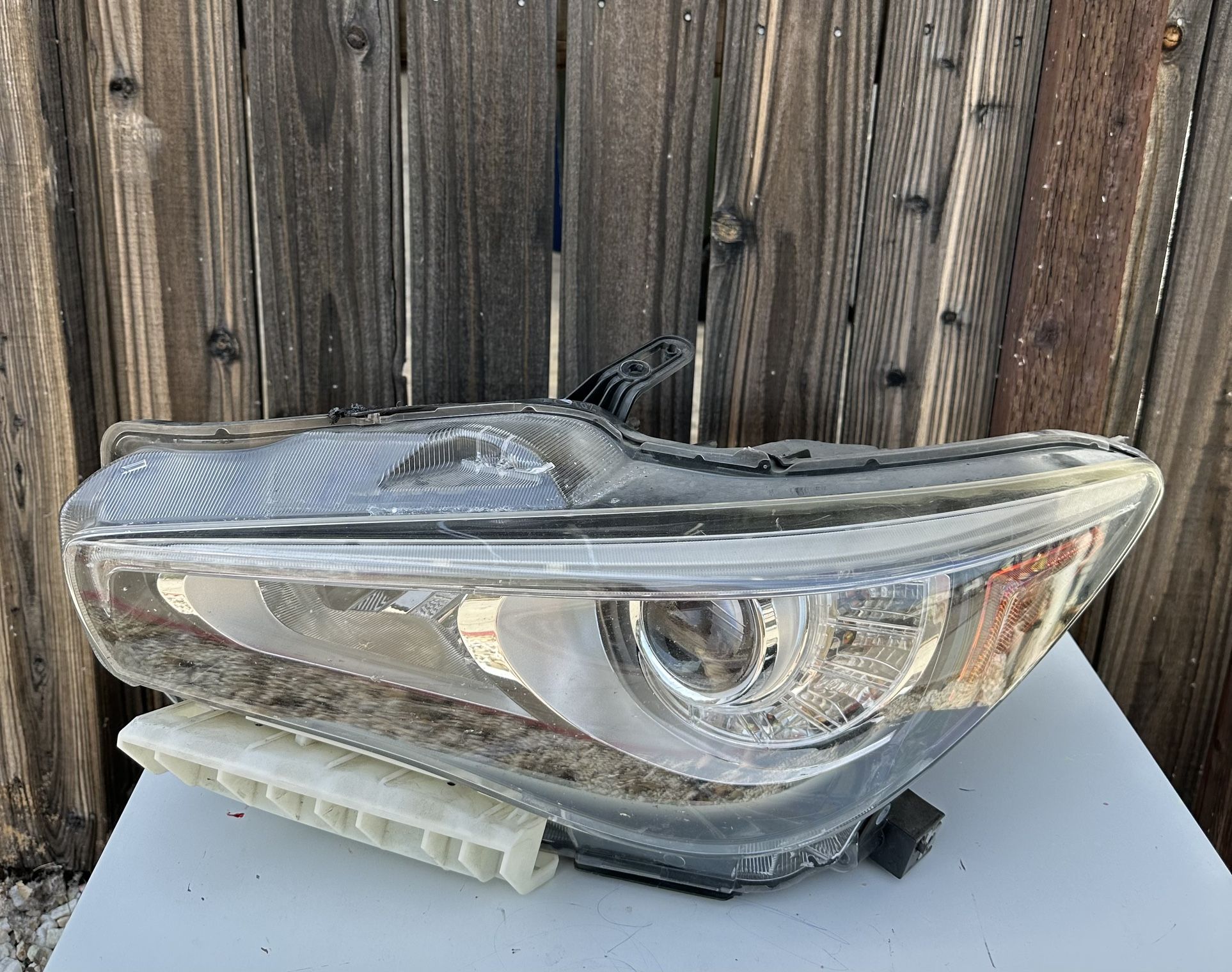 18-22 Infinity Q50 LED Driver Headlight OEM 260606HH7A