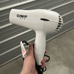 Blow Dryer 