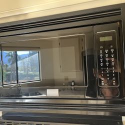 In-Cabinet Microwave 