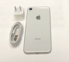 iPhone 8 64GB Factory Unlocked-Silver