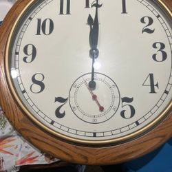Howard Miller OVERSIZED WALL CLOCK 