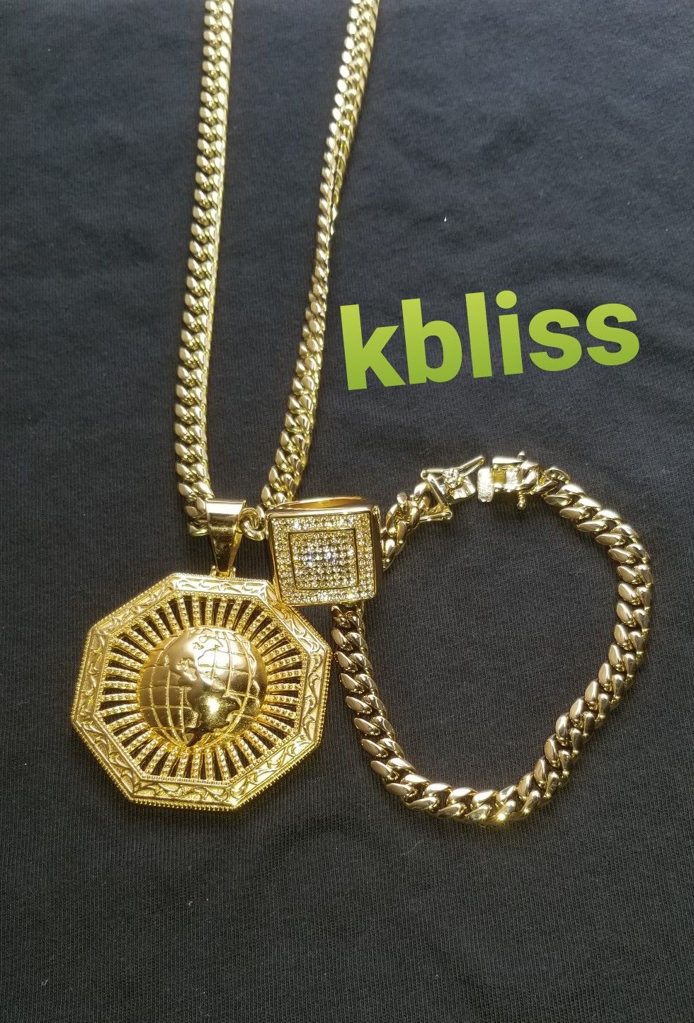 🔥🔥🔥14k Gold Plated Miami Cuban Link Chain w Pendant , Ring and Bracelet Set....Available for Pick up or Delivery 🚚🚗