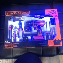 Black+Decker 68 Piece Project kit and Drill/Driver