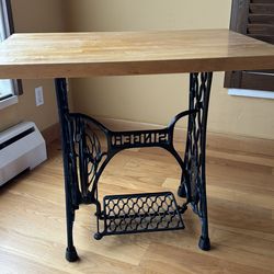 Vintage (SINGER) Sewing Table