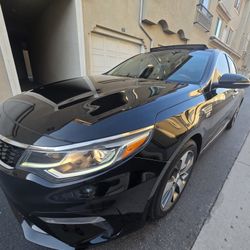 2019 KIA Optima