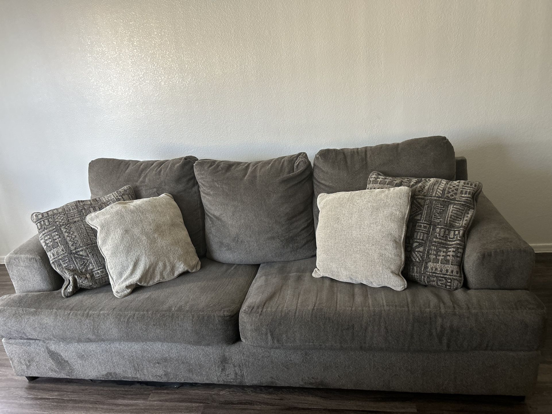 DARK GREY COUCH