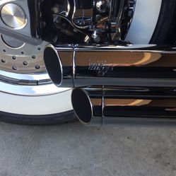 Vance & Hines Harley Davidson Pipes