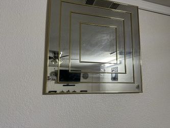 2 Sets Of Mirror Decorations