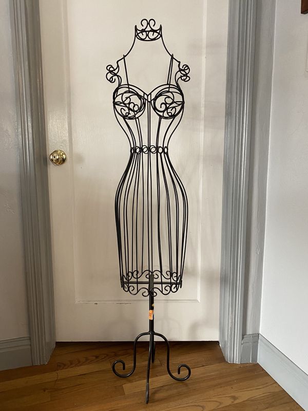 Metal/Iron Decorative dress form for Sale in Fresno, CA OfferUp