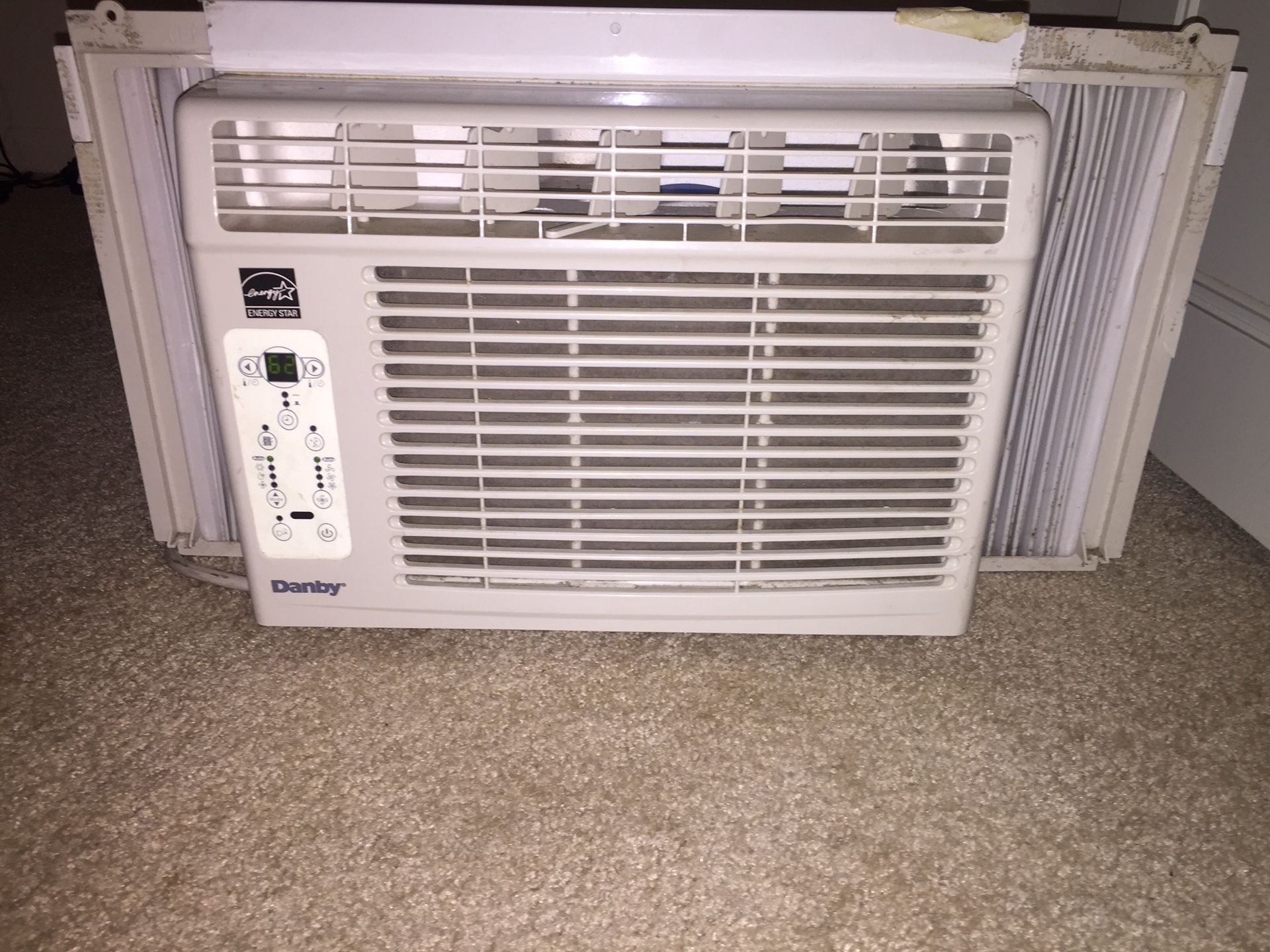 Air conditioner (minim)