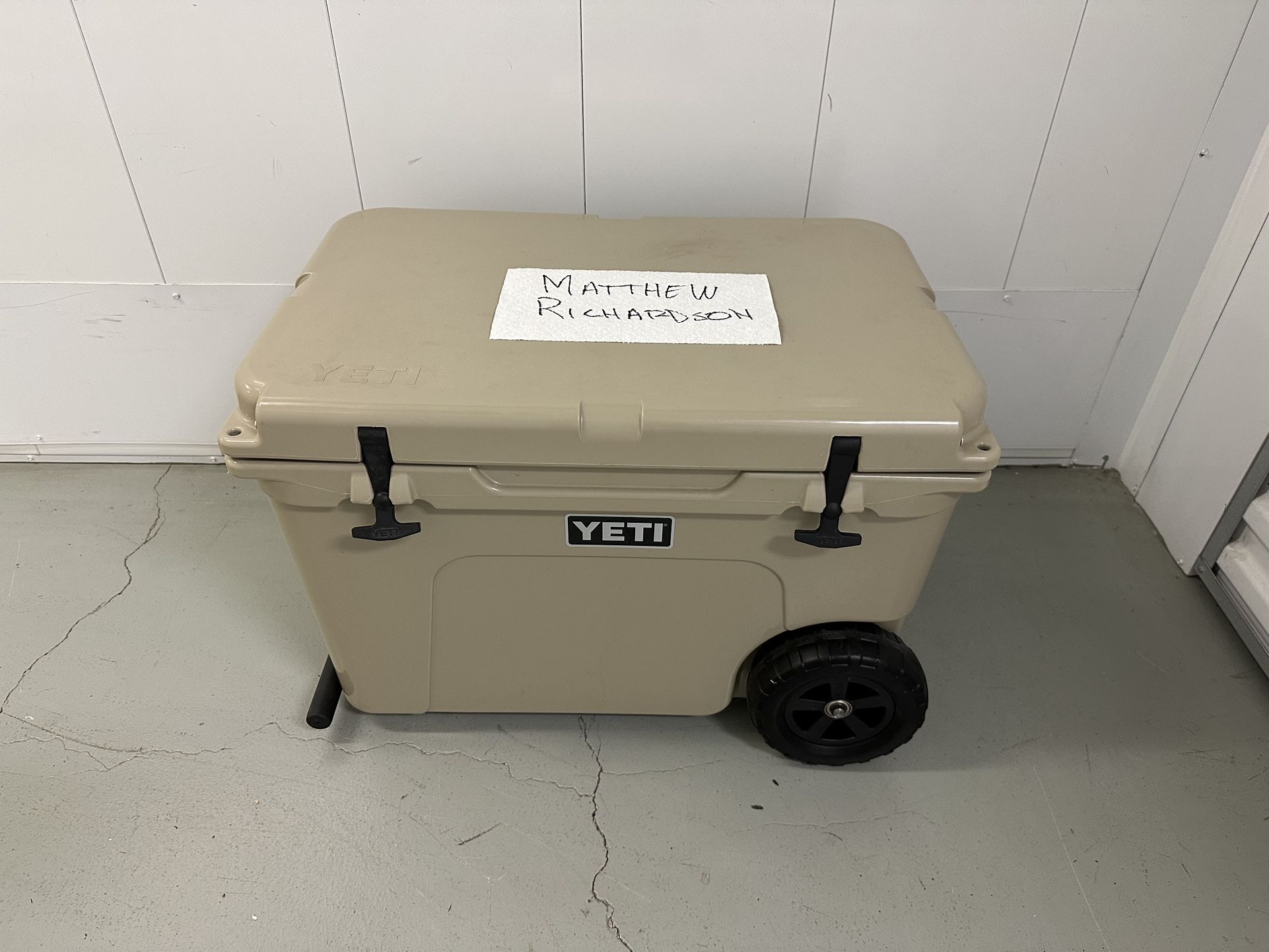 Yeti Tundra Haul Rolling Cooler w/ Wheels
