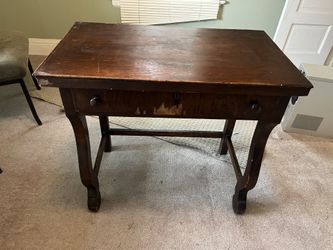 Desk (34” x 20”)